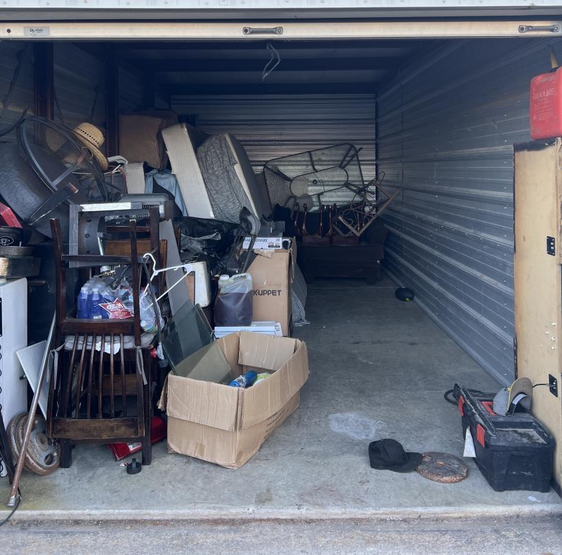 Storage Unit Auction in Cape Girardeau, MO at Red Dot Storage 61 ends on 29th November, 2023 10